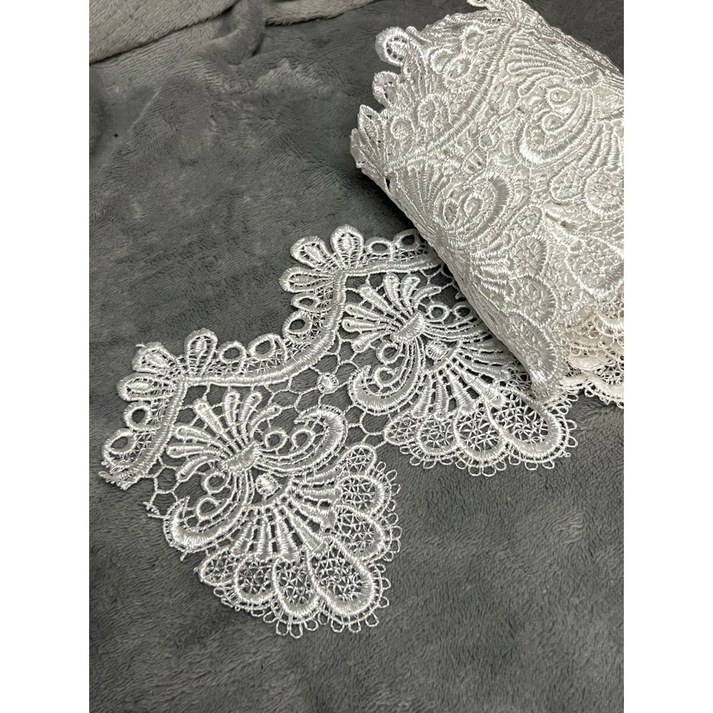 White Guipure Lace Trim 82" Wide Peacock Fan Bridal Sewing Costume Vintage Style
